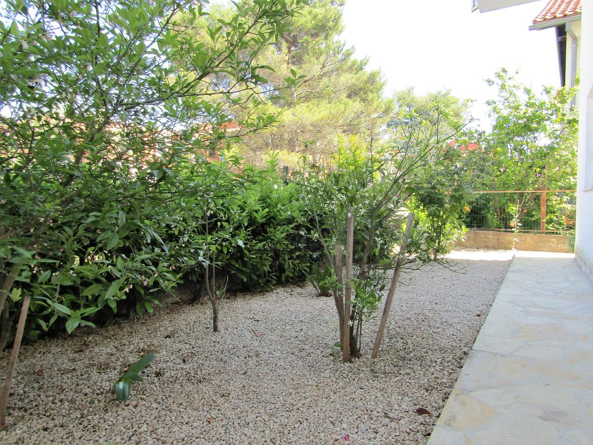 Apartments Kokor Vodice Exterior photo